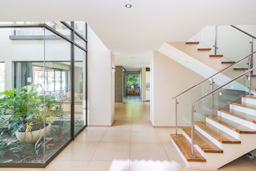 5 Bedroom Property for Sale in Hartebeesfontien AH North West